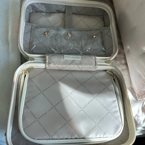 Vibrant Floral Marcy McKenna travel makeup accessory case - Picture 3 of 13